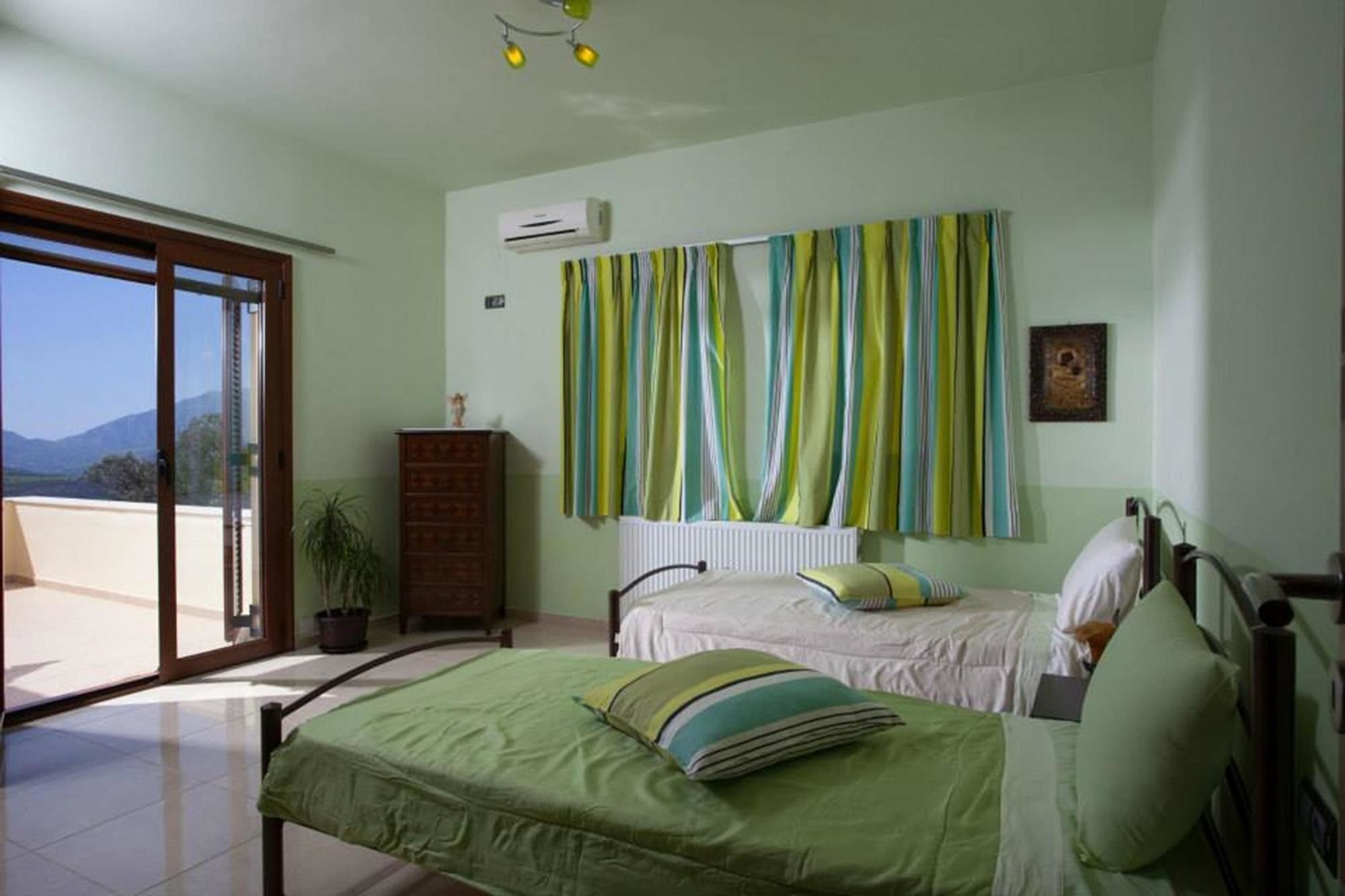 Louloudis Villa Spilion Екстер'єр фото