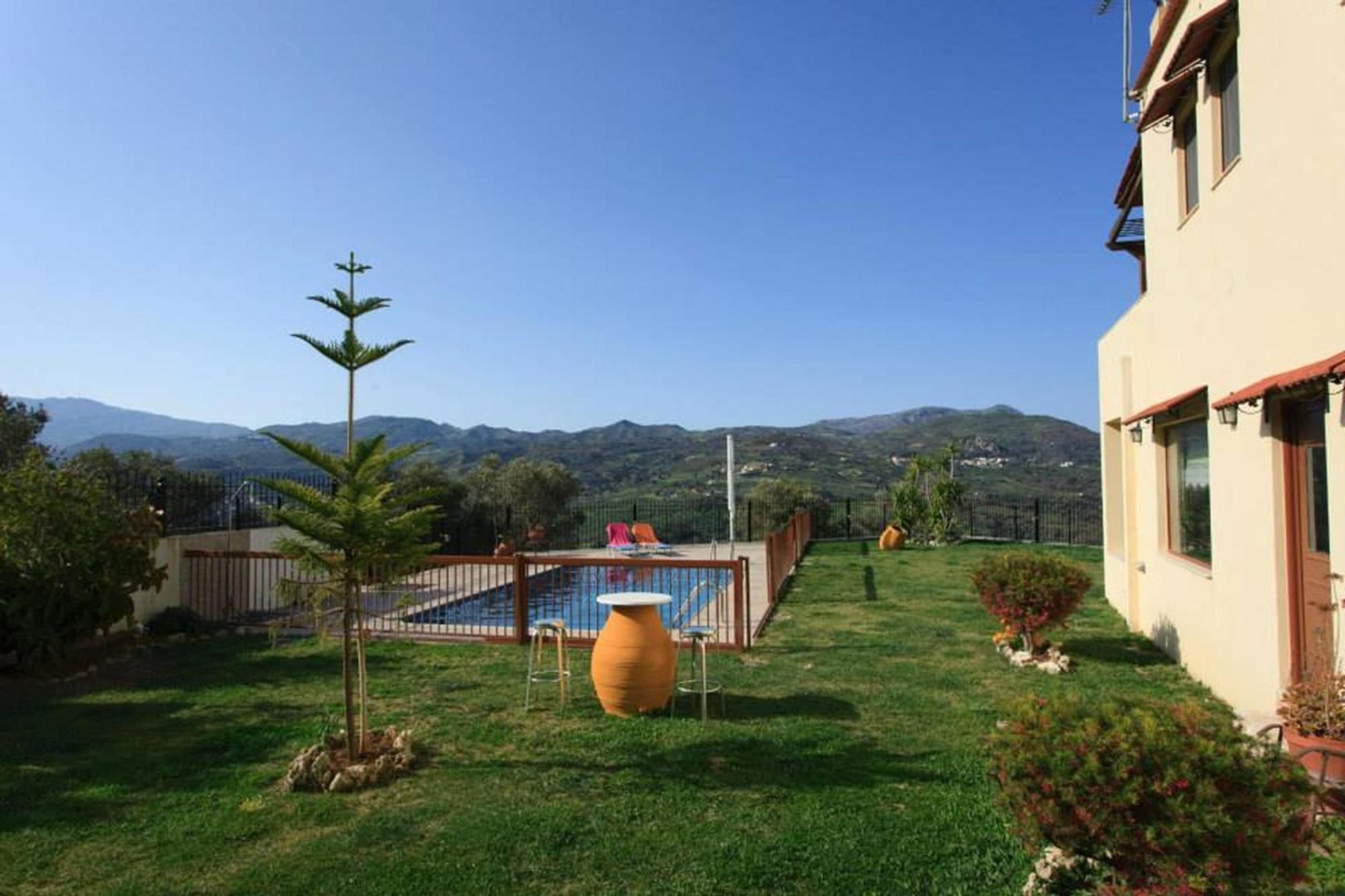 Louloudis Villa Spilion Екстер'єр фото